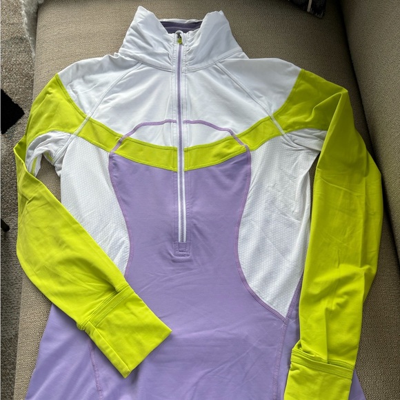 Lululemon sport cycling top - Picture 2 of 8